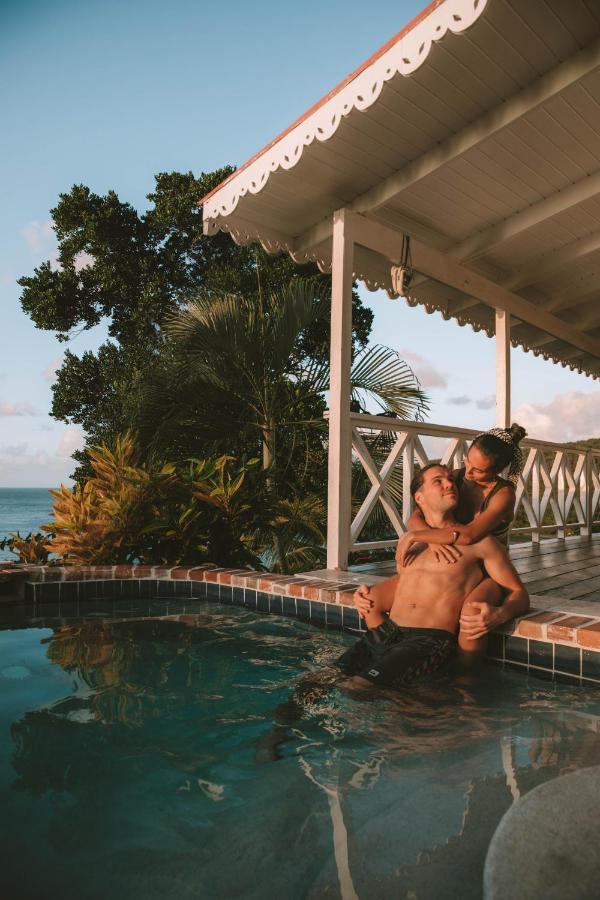 Private Ocean View Cottage with Plunge Pool (King bed)